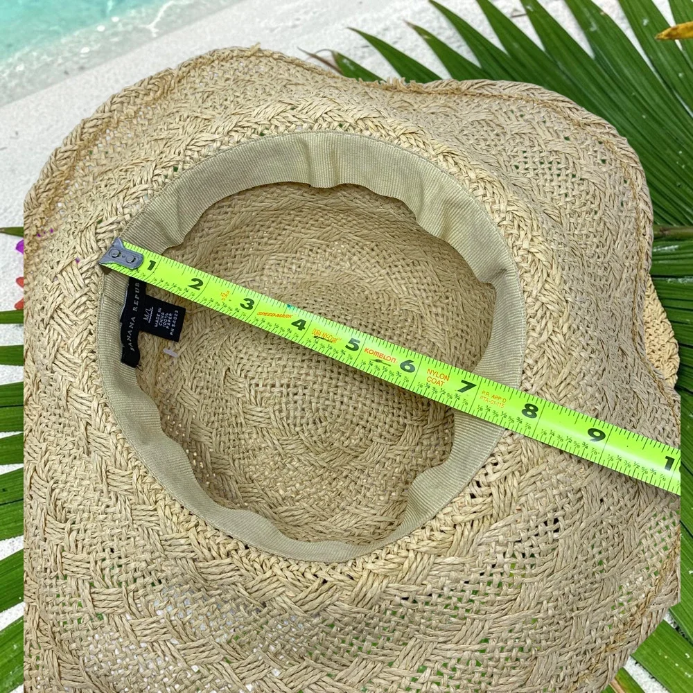 Banana Republic M/L Floppy Straw Sun Hat Natural Raffia Paper Wide Brim Beachy